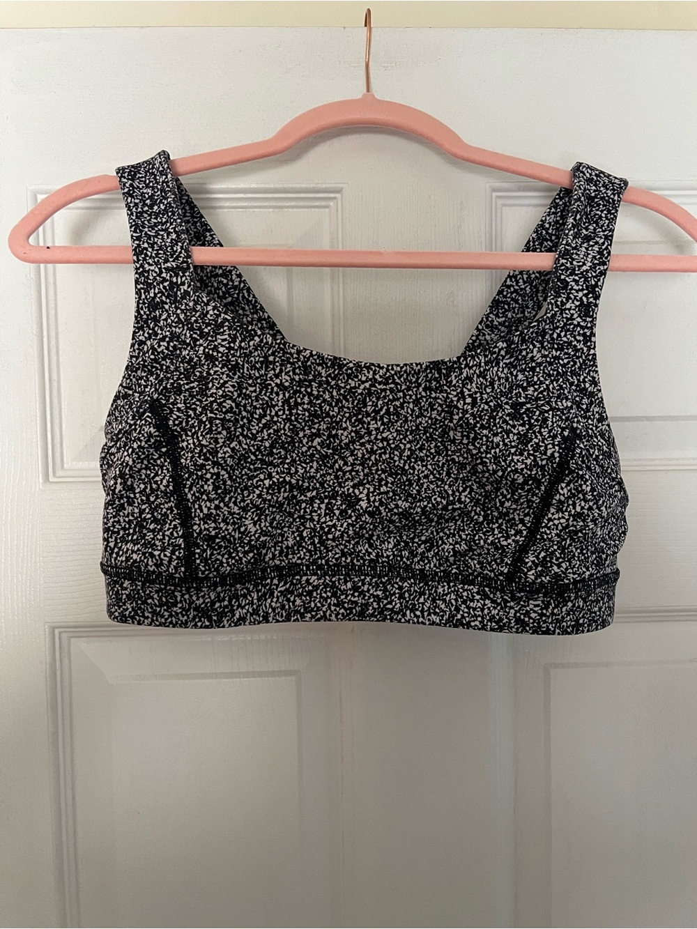 #391 Lululemon Pavement Pusher Bra Flashback Static Black White Size 10 EUC